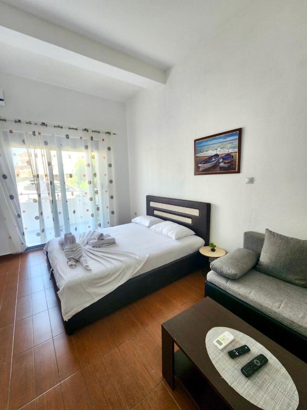 Sunrise Apart-Hotel อุลซิน ภายนอก รูปภาพ