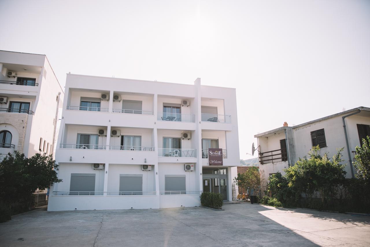 Sunrise Apart-Hotel อุลซิน ภายนอก รูปภาพ